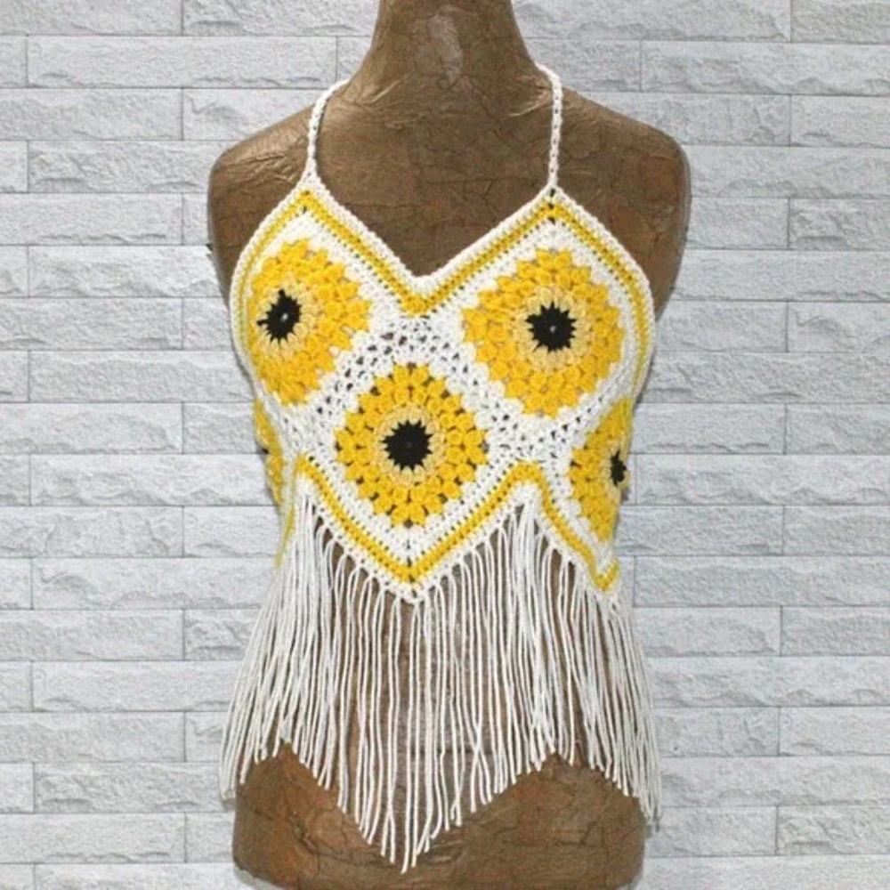 Handmade Crochet Fringe Halter crop Top - Picture 2 of 4